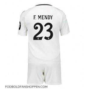 Real Madrid Ferland Mendy #23 Hjemmebanetrøje Børn 2024-25 Kortærmet (+ Korte bukser)